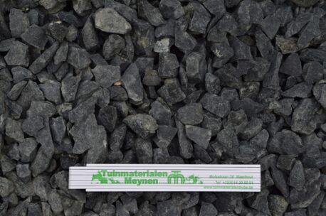 basalt 20-40 B022 Basalt split 20/40 zwart B022
