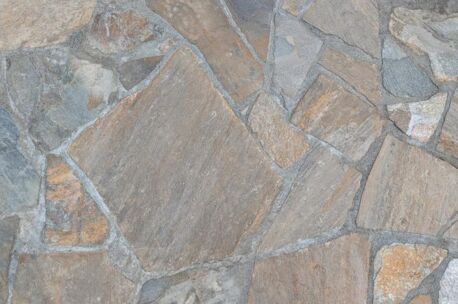 Gneis flagstone 30-50 x 3-5 cm dik Gneiss flagstone 30-50 cm x 2/3 +/- 85 kg/m²