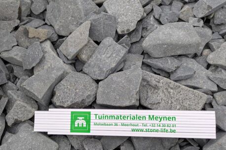 Basalt pebbles 20-60 getrommeld Basalt pebbles zwart 20-60 getrommeld