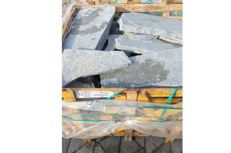 Tandur grey flagstone  ( 75 kg/m² als vloer )4-7 st/m² ; 2-4 cm dik