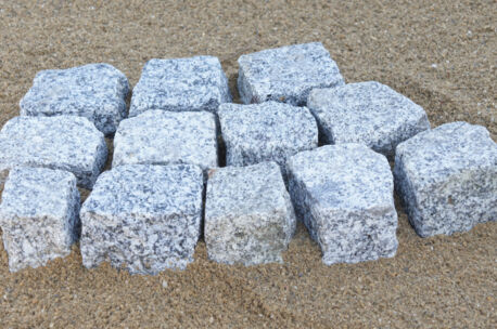 Kassei Graniet zweeds herkapt 7x10 grijs  133st/120kg/m²      B046